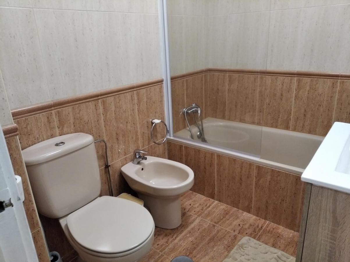 Ferienwohnung Acogedor, Con Garaje, Centrico. Vigo Exterior foto