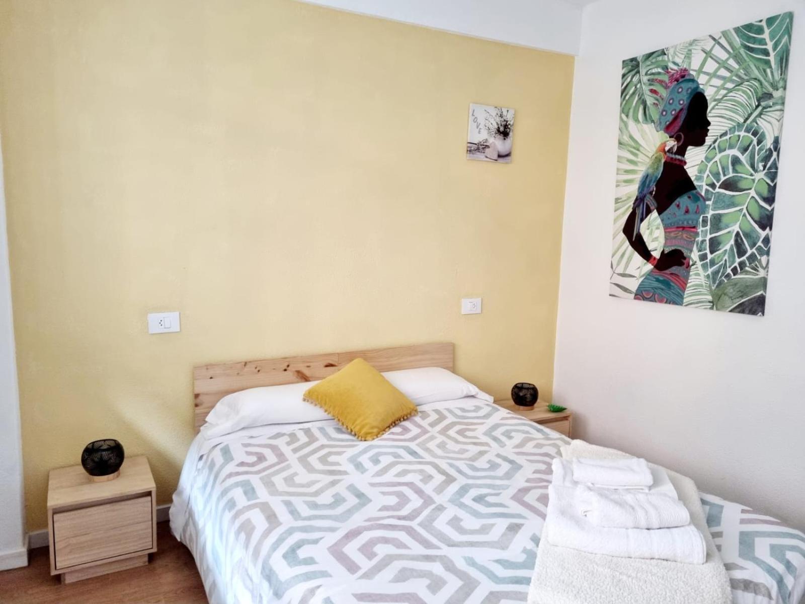 Ferienwohnung Acogedor, Con Garaje, Centrico. Vigo Exterior foto